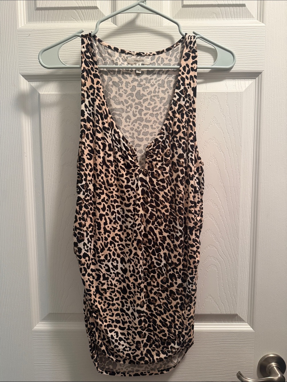 Leopard Print Sleeveless Tank Top - Beige and Black